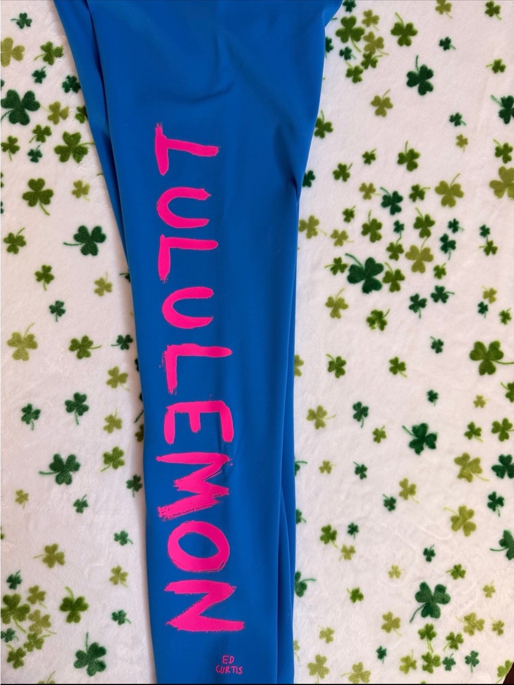 Lululemon Athletic Leggings Ed
Curtis Blue Pink 6